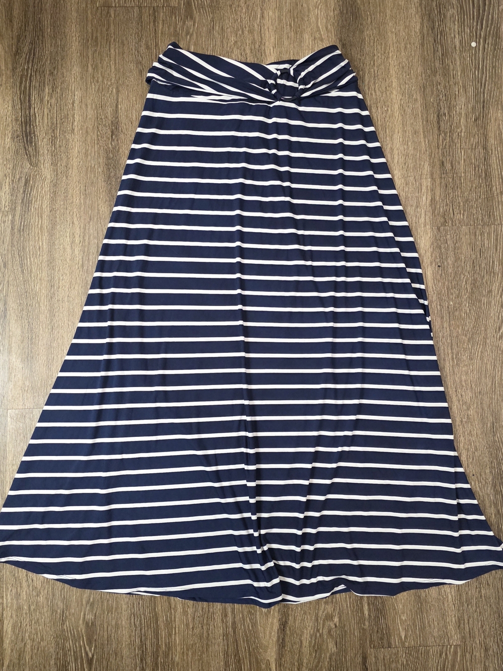 Robert Louis Maxi Skirt - Gem Size M